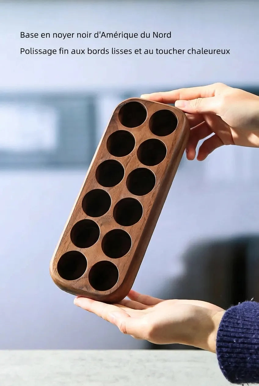 Présentation base en bois noyer massif vide pour tubes